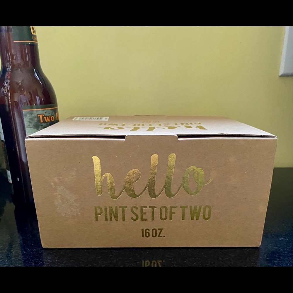 His & Hers Pint Glass Gift Set - NWT - Picture 6 of 7